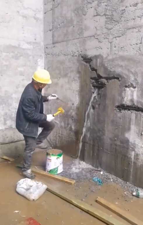 吕梁岚县渗漏修缮